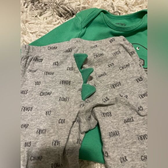 Carters 3 piece Dinosaur Long Sleeve Short Sleeve Onesie Set 12 months - Picture 5 of 6